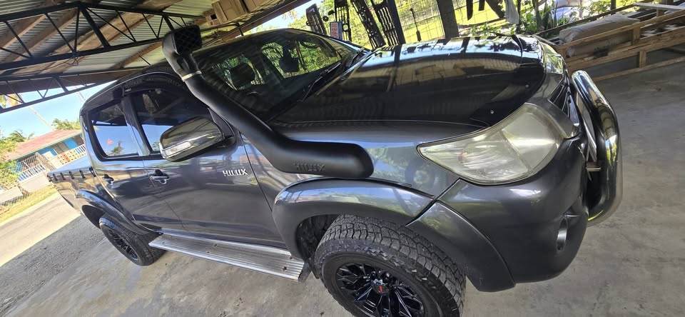 Hilux champ