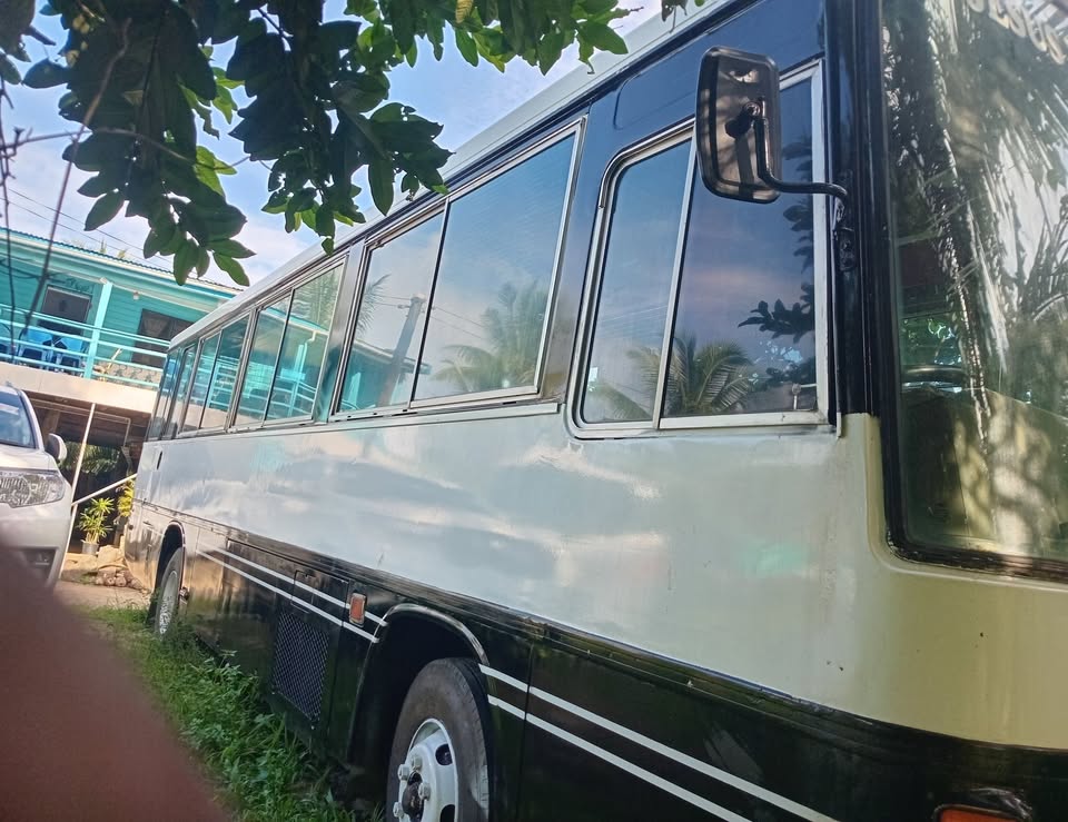 Isuzu journey bus