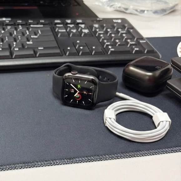 Apple Watch Series 5