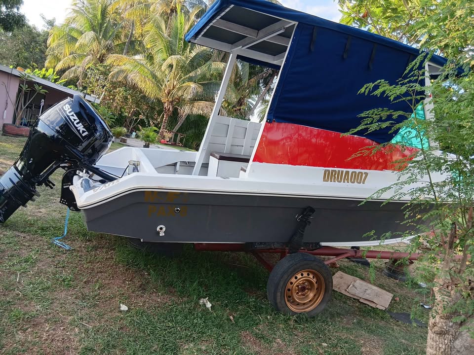 Selling fiber boat