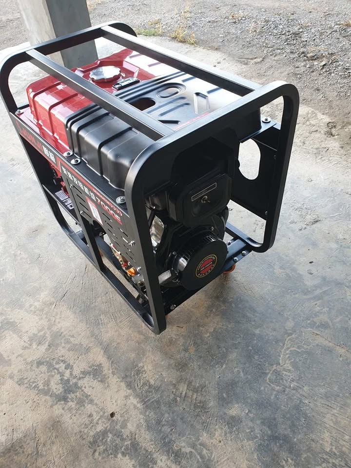 Diesel and gasoline Generators